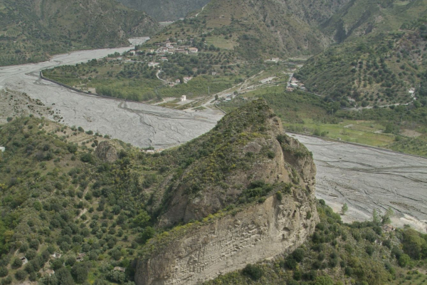 rocca-del-lupo-2-condofuri52957548-74C0-9BC6-F391-B07CCA40D530.jpg
